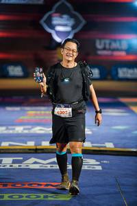 BIB: 6203, 201, 
                            <button type="button" onclick="openModal(22753376)" class="btn btn-primary btn-sm float-right btn-popup" data-toggle="modal" data-target=".modal-high-quality">
                        <i class="fas fa-shopping-cart"></i> Add to Cart
                    </button>
                                            <button type="button" onclick="isThisMe(22753376, true)" class="btn btn-success btn-sm float-right btn-popup btn-isme hidden" data-toggle="tooltip" data-placement="bottom" title="นี่คือรูปของคุณใช่ไหม คลิกที่นี่เพื่อเอาเข้าอัลบั้ม">
                        <i class="fas fa-plus"></i> Add to album
                    </button>
                    <button type="button" onclick="isThisMe(22753376, false)" class="btn btn-warning btn-sm float-right btn-popup btn-isnotme hidden">
                        <i class="fas fa-ban"></i> Remove from album
                    </button>